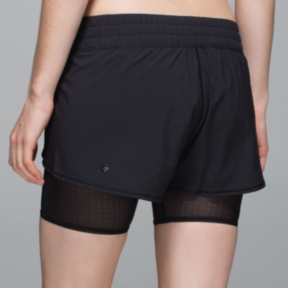 Lululemon Hot To Street Short Black - Picture 10 of 11